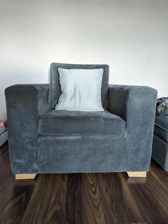 Image 5 of Valencia 3 seater sofa and armchair