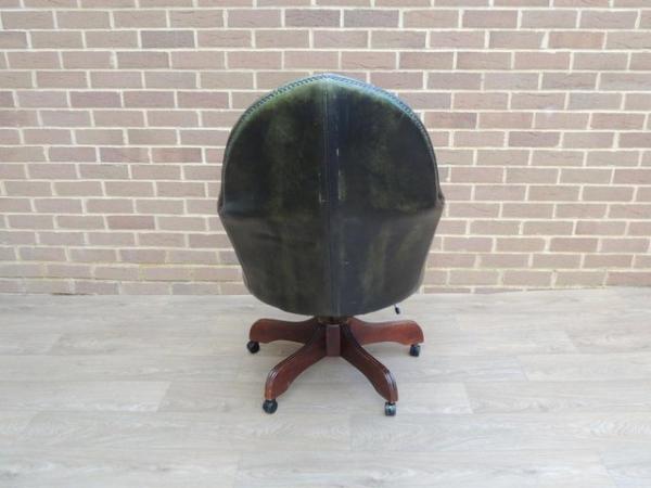 Image 6 of Wade Chesterfield Directors Chair (UK Delivery)