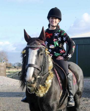 Image 3 of *Sold subject to collection*Beautiful 14hh black cob mare