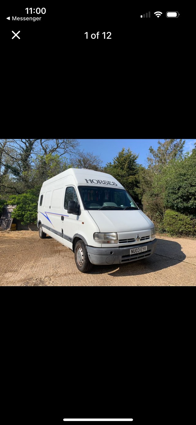 3.5T Renault Master horsebox