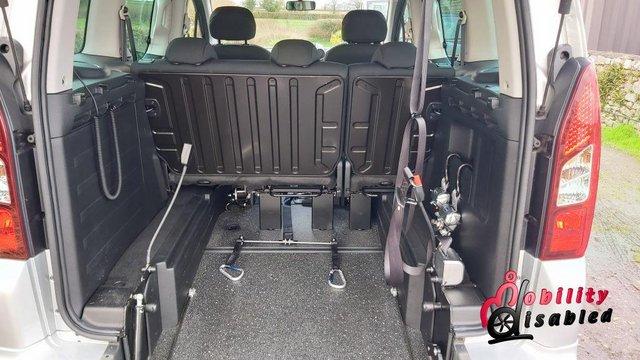 Image 11 of 2018 Peugeot Partner Tepee Automatic Wheelchair Accessible