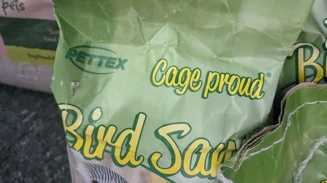 Image 4 of 4 x bags of bird sand n grit 3kg