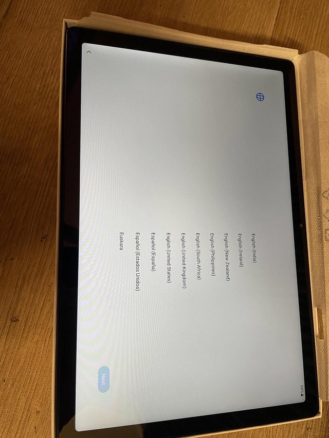 Preview of the first image of Samsung Galaxy Tab A8 grey.