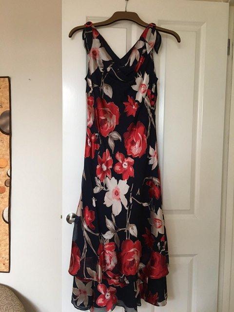 Preview of the first image of JACQUES VERT silk & viscose dress Size 14.