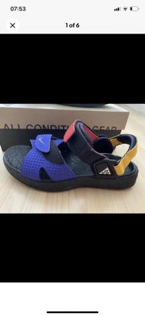 Image 1 of NIKE ACG SANDALS SIZE UK4.5 BRAND NEW COST £80