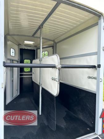 Image 9 of Ifor Williams HB506 Horse Trailer MK2 Black 2014 PX Welcome