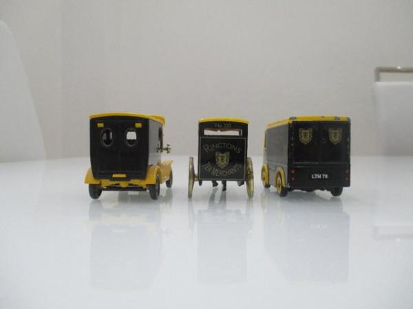 Image 2 of Ringtons tea diecast transport collection