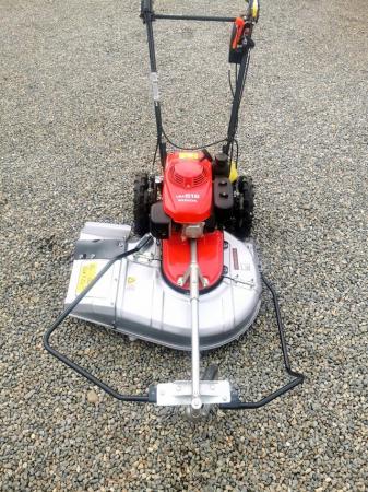 Image 2 of Honda UM616 self-propelled lawn mower