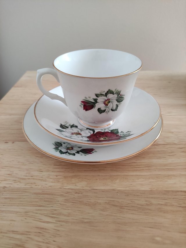 Preview of the first image of 18 Piece crown bone china tea set.