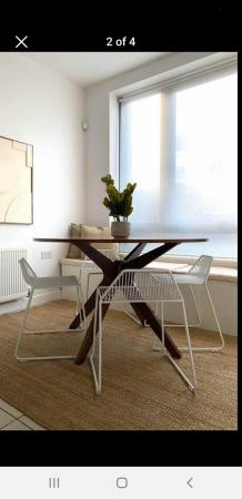 Image 1 of Mango wooden round dining table