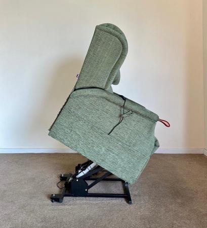 Image 15 of REPOSE LUXURY ELECTRIC RISER RECLINER GREEN CHAIR ~ DELIVERY