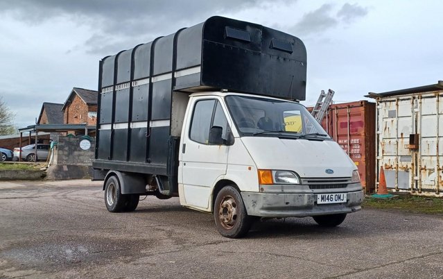 Preview of the first image of Ford Transit 3.5T Horsebox for sale.