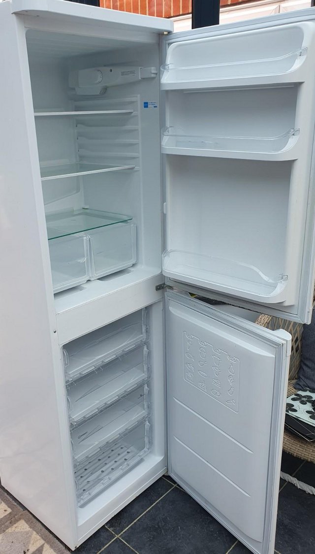 Preview of the first image of Indesit 235 Litre 50/50 Freestanding Fridge Freezer - White.