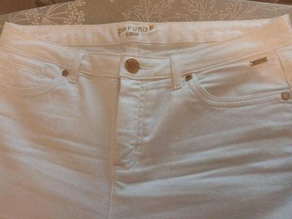 Image 1 of M&S Cropped white per una jeans