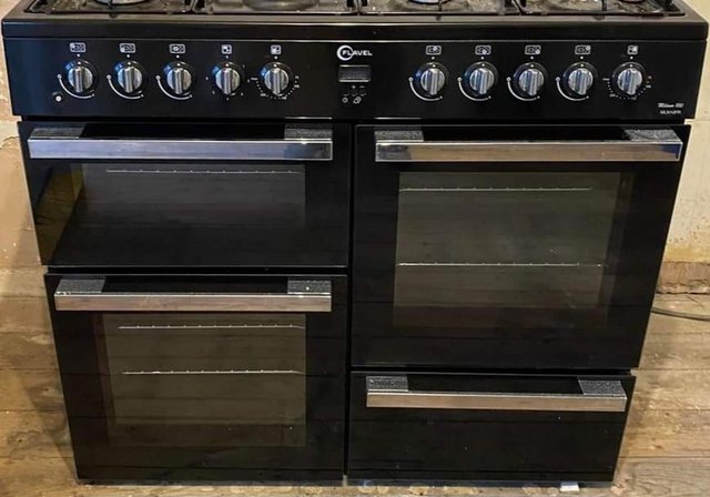 Preview of the first image of Flavel range cooker gas hobs and electric ovens..