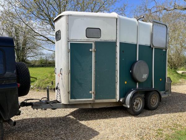 Image 3 of Ifor Williams 2008 510 horse trailer