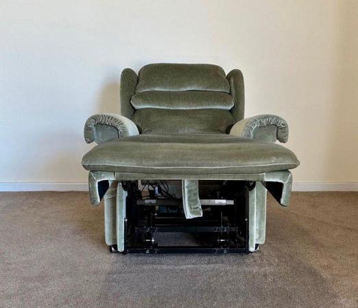 Image 6 of LUXURY ELECTRIC RISER RECLINER CHAIR MASSAGE ~ CAN DELIVER
