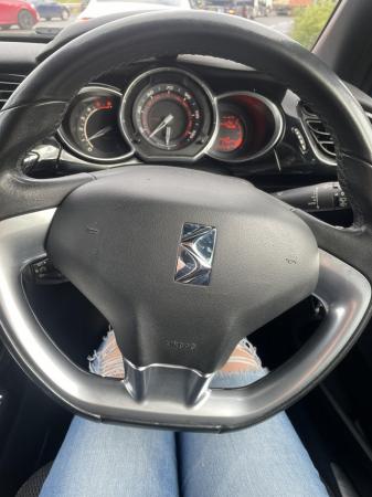 Image 2 of Citreon ds3 blue good condition