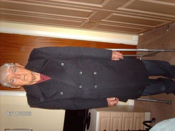 Image 2 of GENTS ALL WOOL OVERCOAT SIZE 46R