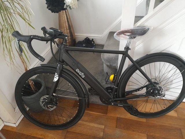 Preview of the first image of Avaris 3.6 electric road bike.