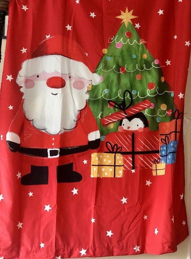 Preview of the first image of BRAND NEW NEXT SANTA LIGHT UP CURTAIN-135 X 229cm BATTERY O.