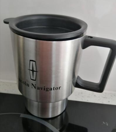 Image 15 of A Lincoln Navigator Travel Mug for Hot and Cold Drinks.