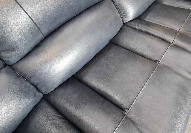 Image 9 of La-z-boy Staten midnight blue leather electric 3 seater sofa