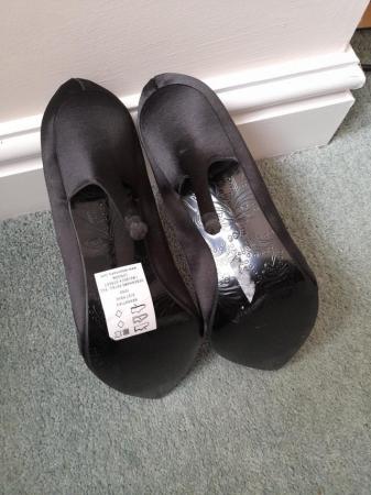 Image 3 of Jasper Conran ladies black shoes