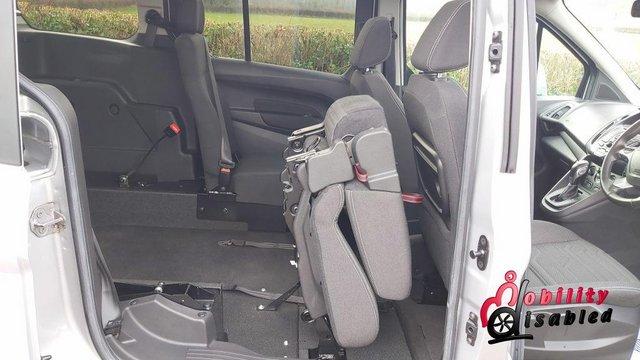 Image 7 of 2018 Ford Grand Tourneo Connect Automatic Wheelchair Access