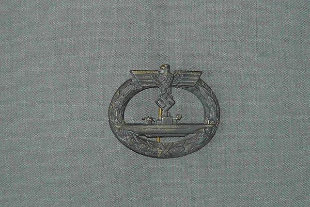 Image 3 of Genuine World War Two Kreigsmarine U-Boat Badge.