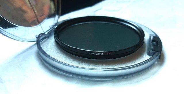 Image 2 of Carl Zeiss 77mm Polarising Filter T*