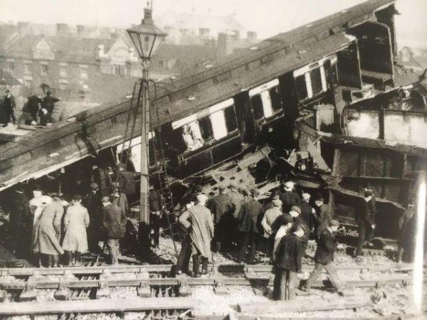 Image 2 of RAILWAYS BOOK: GREAT TRAIN DISASTERS