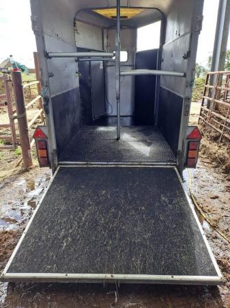 Image 1 of Ifor Williams 505 horse trailer