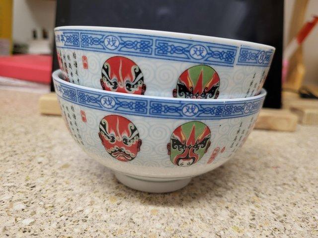 Preview of the first image of 2 Chinese Rice Bowls Opera Face Masks Pictures.