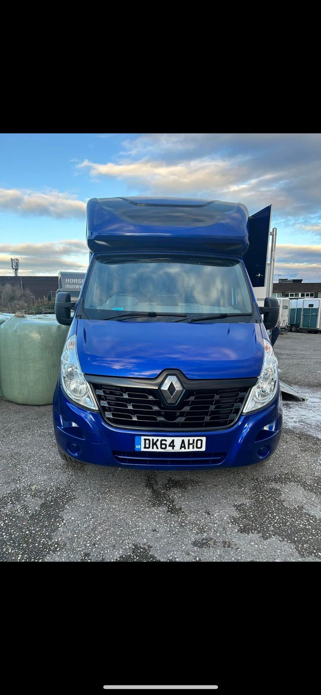 Preview of the first image of Renault master 3.5 ton Horsebox.