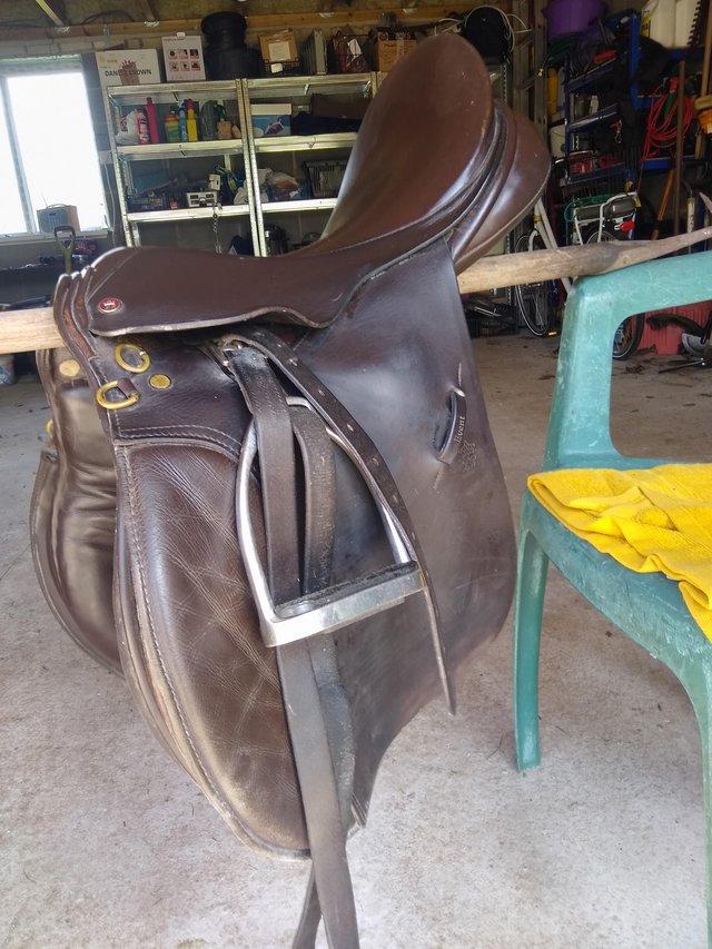 Preview of the first image of Lovatt and Rickets event saddle.