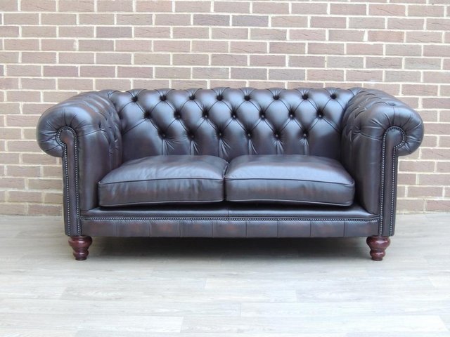 Preview of the first image of Distinctive Chesterfields Hampton Sofa (UK Delivery).