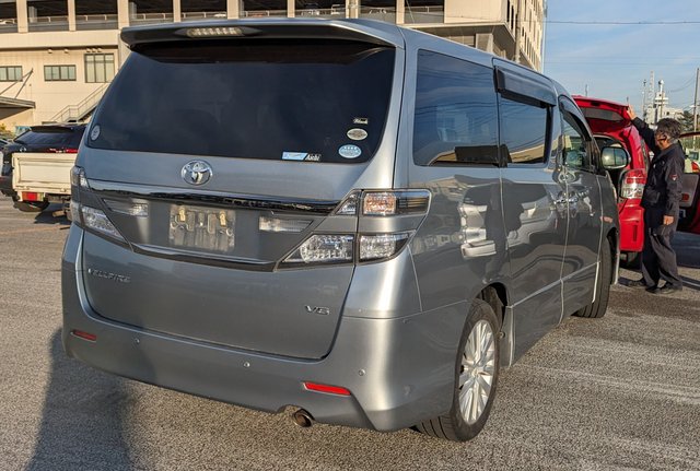 Image 2 of Toyota Vellfire campervan By Wellhouse. 3.5V6 280ps 4WD