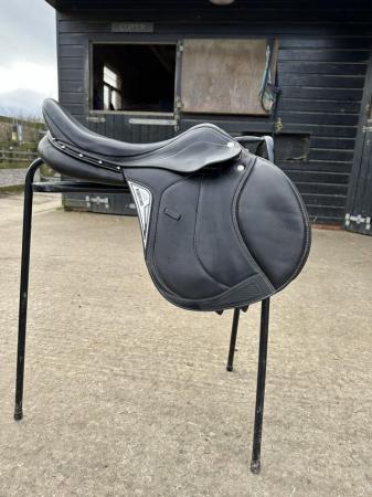 Image 1 of Equiline 18"  jump saddle Black  M/W Fully Adjustable