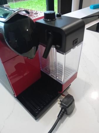 Image 3 of Red Delonghi coffee machine