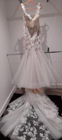 Image 2 of Enzoani Narine ivory Wedding Dress by Blue Enzoani