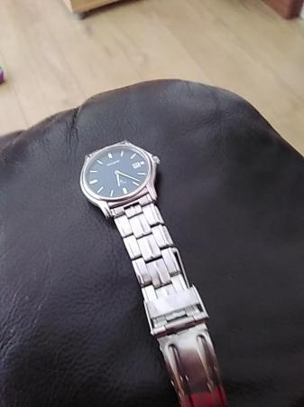 Image 1 of Accurist mens watchwith date feature