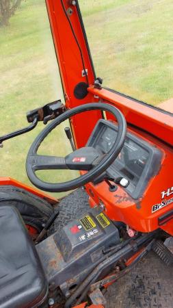 Image 4 of Kubota B1750 Compact Tractor with grass topper and link box