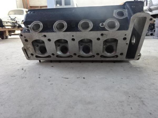 Image 1 of Cylinder head for Maserati Indy