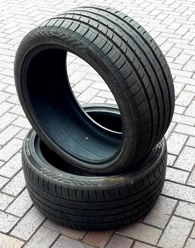 Preview of the first image of Pair of RoadX MotionRX 265/35R19 98Y tyres.