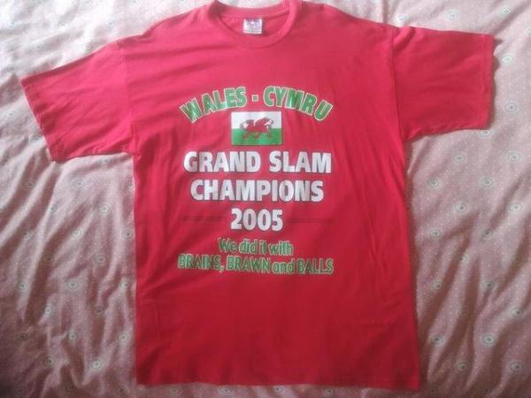 Image 2 of Wales grand slam champions 2005 mens T, shirt