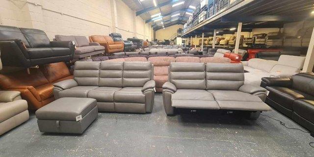 Image 10 of La-z-boy Winslow grey leather 3+2 seater sofas and puffee