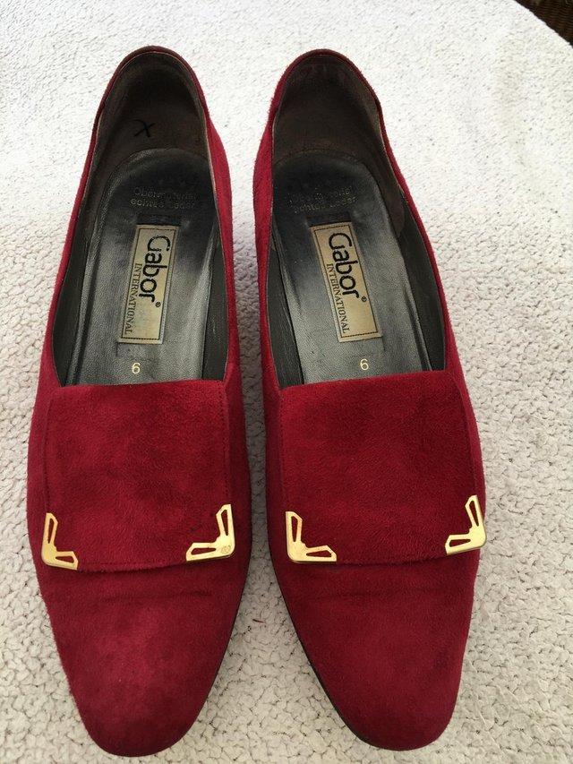 Preview of the first image of Gabor low heels, cerise suede size 6.