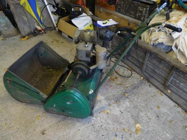 Image 3 of RANSOMES Matador Pull Cord Start Cylinder Lawnmower Vintage