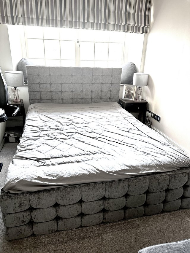 Preview of the first image of King Size Bed with Mattress.